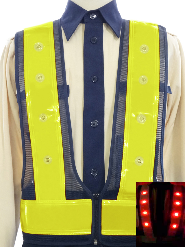 新型ファスナー式 超高輝度LEDベスト（前面）